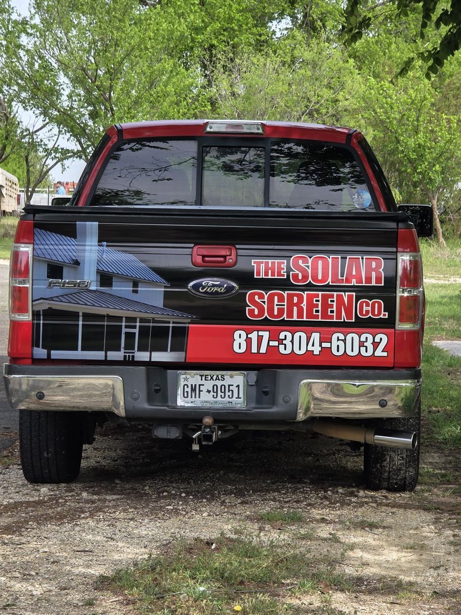 The Solar Screen Co truck with phone number 817-304-6032